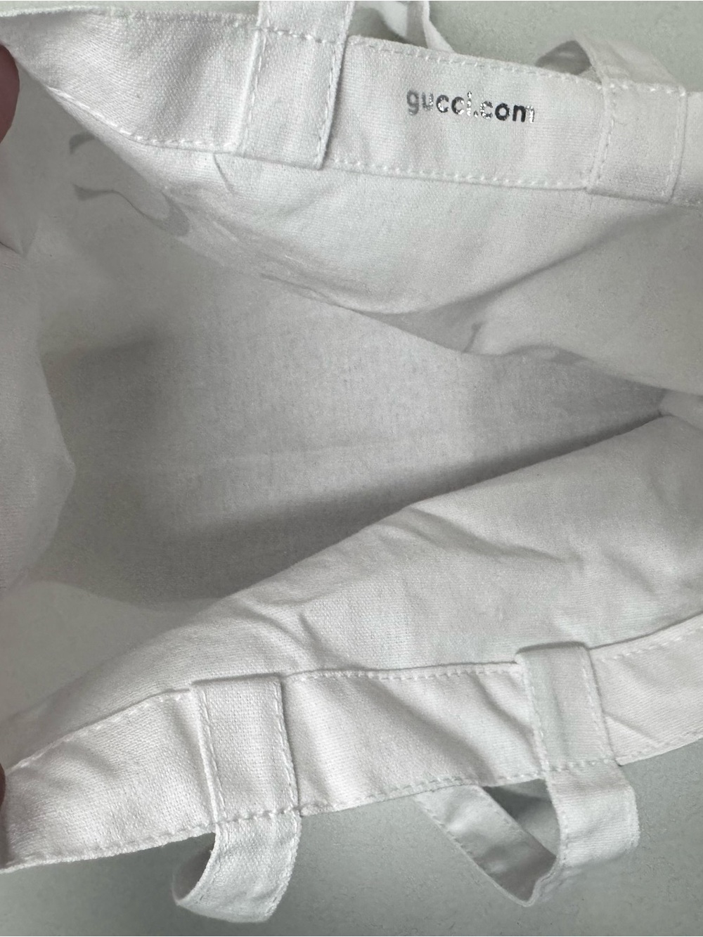 Gucci Small White Tote with Silver Metallic Logo - Picture 4 of 4